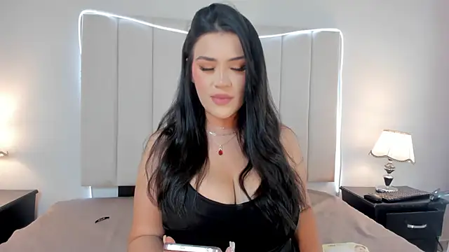 Snapshot of InnaVolkova chatting on 27, 5, 2026 InnaVolkova online show from 27, 5, 2026