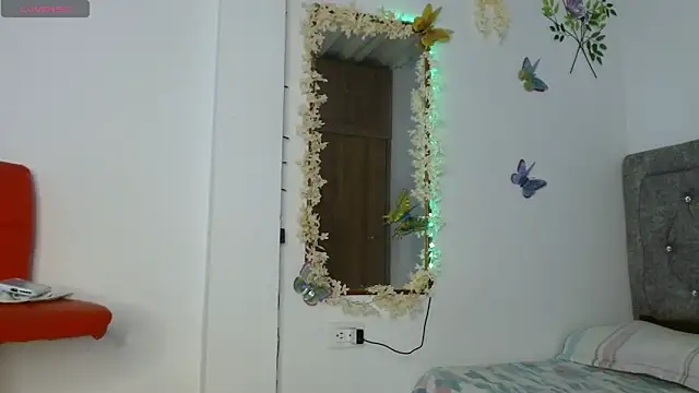 Snapshot of Meriilyn_Monroe724 chatting on 28, 11, 2025 Meriilyn Monroe724 online show from 28, 11, 2025