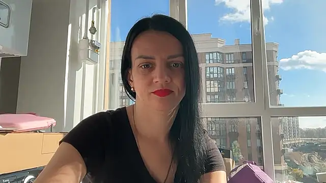 Snapshot of Sladosttss chatting on 28, 10, 2025 Sladosttss online show from 28, 10, 2025