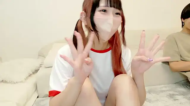 Snapshot of Hina-qp chatting on 16, 9, 2025 Hina-qp online show from 16, 9, 2025