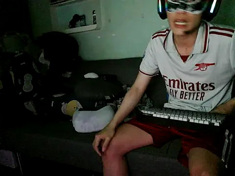 Snapshot of boyhigh1997 chatting on 15, 2, 2026 boyhigh1997 online show from 15, 2, 2026