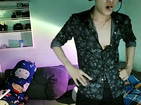 Snapshot of boyhigh1997 chatting on 17, 2, 2026 boyhigh1997 online show from 17, 2, 2026