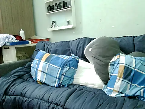 Snapshot of boyhigh1997 chatting on 3, 3, 2026 boyhigh1997 online show from 3, 3, 2026