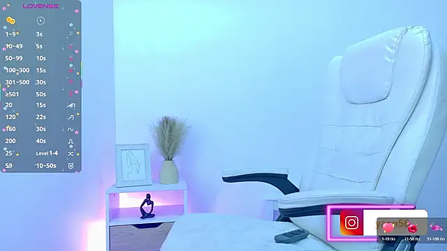 Snapshot of Liah__19 chatting on 7, 3, 2026 Liah 19 online show from 7, 3, 2026