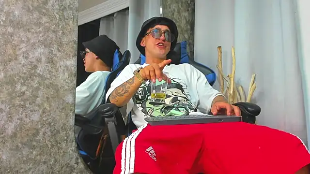 Snapshot of damiann_wilians24 chatting on 20, 9, 2025 damiann wilians24 online show from 20, 9, 2025