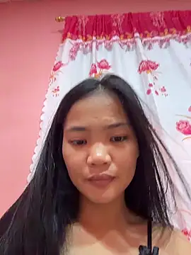 Snapshot of princess_janine chatting on 24, 10, 2025 princess janine online show from 24, 10, 2025