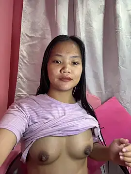 Snapshot of princess_janine chatting on 10, 1, 2026 princess janine online show from 10, 1, 2026