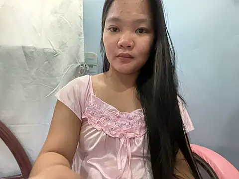 Snapshot of princess_janine chatting on 13, 3, 2026 princess janine online show from 13, 3, 2026
