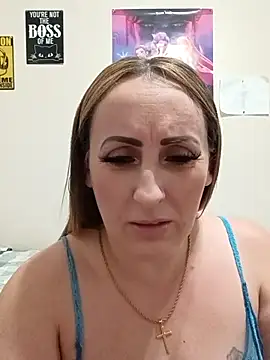 DaniCali8181 online show from 11, 2, 2026