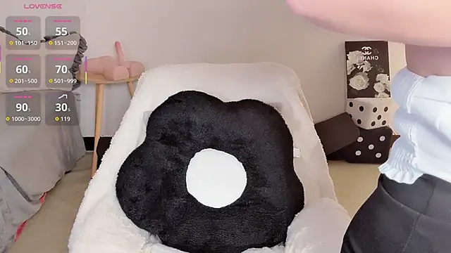 Snapshot of BoxedGyre- chatting on 19, 3, 2026 BoxedGyre- online show from 19, 3, 2026