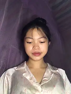 Snapshot of Thy00__ chatting on 23, 9, 2025 Thy00 online show from 23, 9, 2025