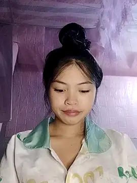 Snapshot of Thy00__ chatting on 26, 10, 2025 Thy00 online show from 26, 10, 2025