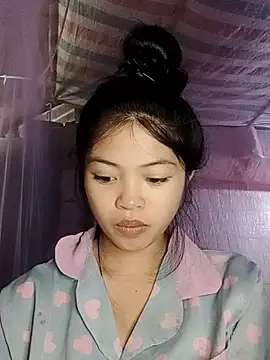 Snapshot of Thy00__ chatting on 29, 10, 2025 Thy00 online show from 29, 10, 2025