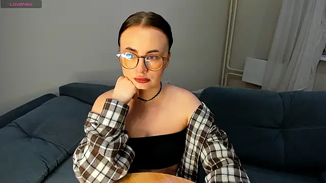 MewStella online show from 8, 5, 2026