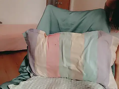 Snapshot of Tea_Mei chatting on 25, 3, 2026 Tea Mei online show from 25, 3, 2026