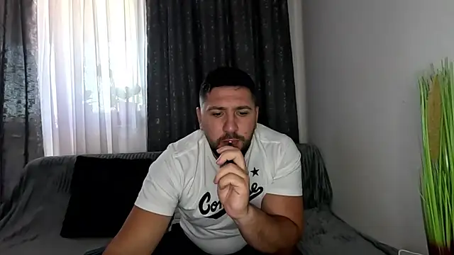 Gold Alpha Boy online show from 16, 9, 2025