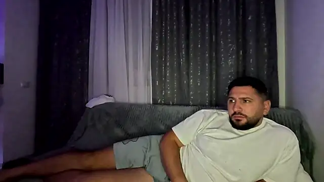 Gold Alpha Boy online show from 27, 9, 2025