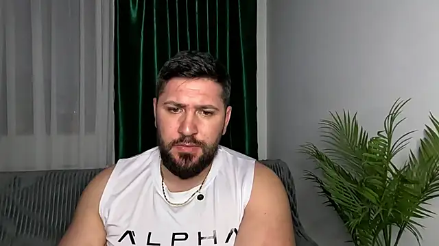 Gold Alpha Boy online show from 29, 4, 2026