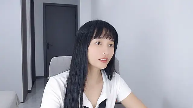 Snapshot of Lisa-3333 chatting on 22, 9, 2025 Lisa-3333 online show from 22, 9, 2025