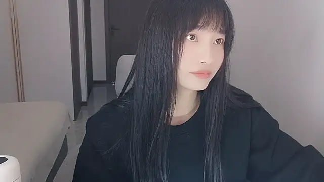 Lisa-3333 online show from 29, 3, 2026