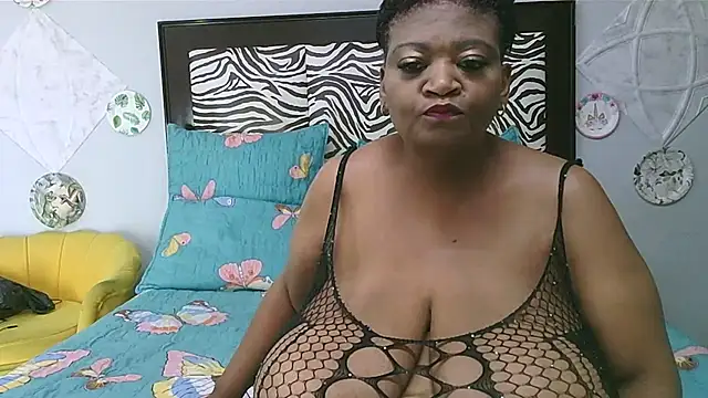 BUSTYKAYXX03 online show from 7, 5, 2026