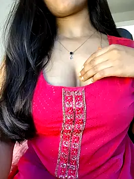 Snapshot of luv_johrrra chatting on 9, 1, 2026 luv johrrra online show from 9, 1, 2026