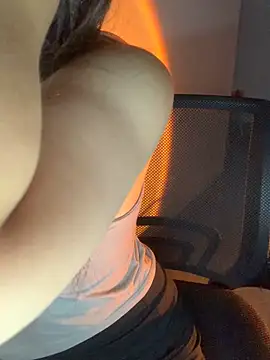 Tinasx56 online show from 3, 12, 2025