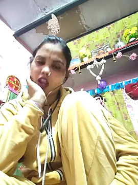 Snapshot of Cut_ragni chatting on 13, 1, 2026 Cut ragni online show from 13, 1, 2026