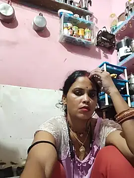 Snapshot of Cut_ragni chatting on 5, 8, 2026 Cut ragni online show from 5, 8, 2026