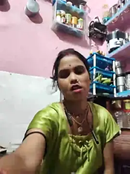 Snapshot of Cut_ragni chatting on 7, 8, 2026 Cut ragni online show from 7, 8, 2026