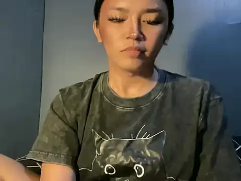 Snapshot of Claudia_Johnson chatting on 18, 12, 2025 Claudia Johnson online show from 18, 12, 2025