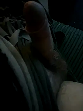 Snapshot of Beast2390@xh chatting on 8, 11, 2025 Beast2390xh online show from 8, 11, 2025