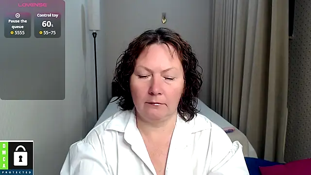 milf hornys online show from 28, 9, 2025