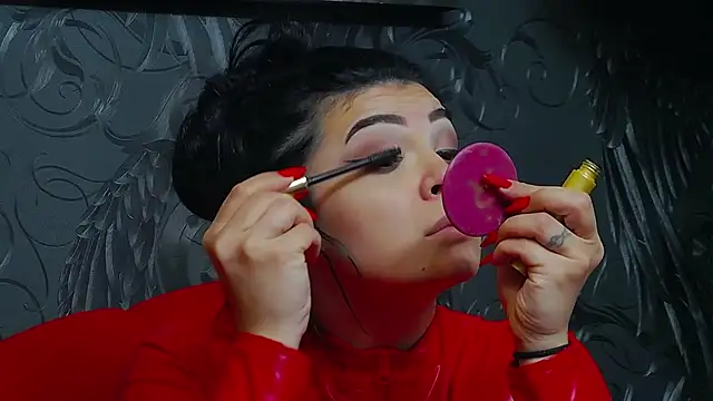 Snapshot of DevashaQueenX chatting on 15, 4, 2026 DevashaQueenX online show from 15, 4, 2026