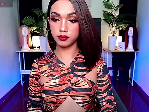 Snapshot of UrasianBIGcock696 chatting on 4, 10, 2025 UrasianBIGcock696 online show from 4, 10, 2025