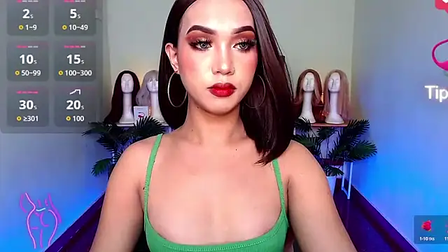 Snapshot of UrasianBIGcock696 chatting on 14, 10, 2025 UrasianBIGcock696 online show from 14, 10, 2025