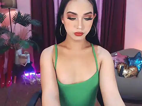 Snapshot of UrasianBIGcock696 chatting on 18, 10, 2025 UrasianBIGcock696 online show from 18, 10, 2025