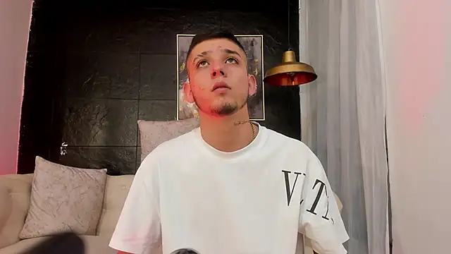 Mathewboy1 online show from 1, 10, 2025