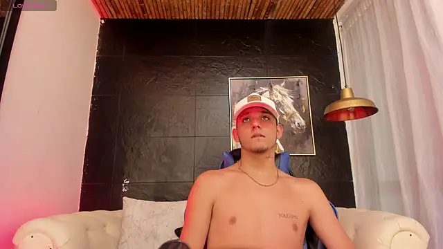 Mathewboy1 online show from 13, 10, 2025