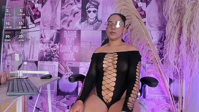 iSofiaass online show from 24, 6, 2026