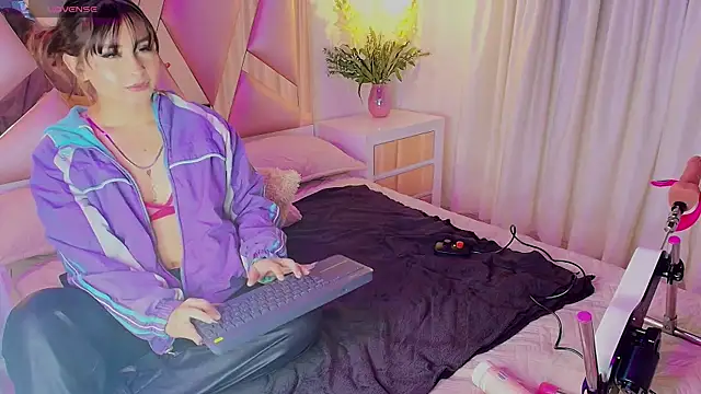 Snapshot of mia_ailyn_ chatting on 31, 10, 2025 mia ailyn online show from 31, 10, 2025