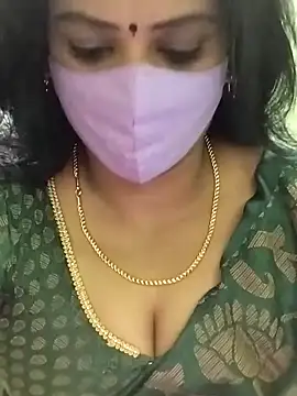 Snapshot of yoga-mithraa chatting on 15, 1, 2026 yoga-mithraa online show from 15, 1, 2026