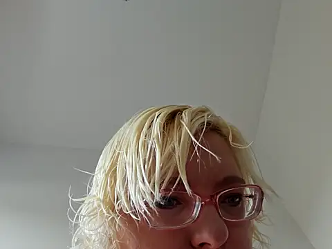 VikaKing online show from 28, 11, 2025