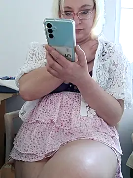 VikaKing online show from 15, 12, 2025