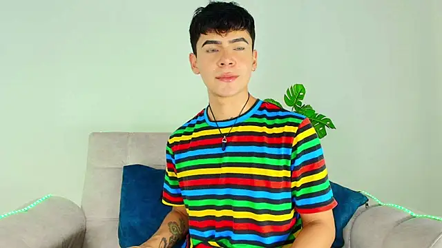 CamiiGuzmanX online show from 25, 9, 2025