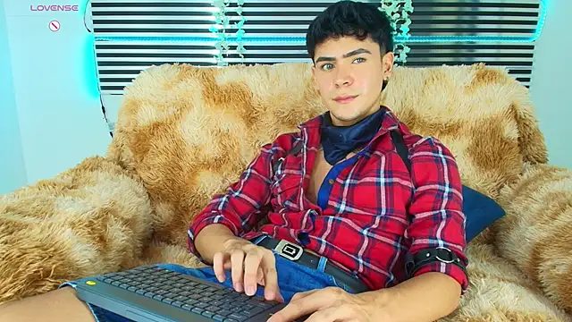 CamiiGuzmanX online show from 4, 5, 2026