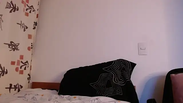 Snapshot of axel_davis_ chatting on 8, 10, 2025 axel davis  online show from 8, 10, 2025