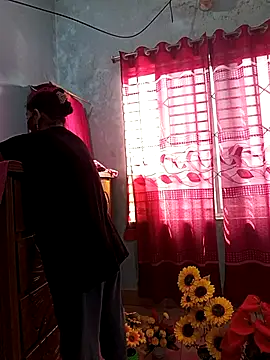 Cute Faria online show from 11, 11, 2025