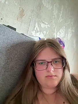 CurvyPaar2 online show from 6, 5, 2026