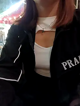 Snapshot of Jessical--Li chatting on 23, 10, 2025 Jessical--Li online show from 23, 10, 2025